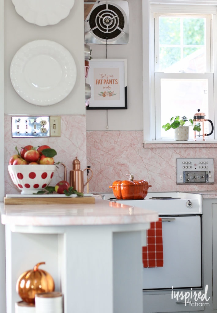 Fall Kitchen Decorating Ideas - Favorite Fall Decor Ideas | Inspired by Charm