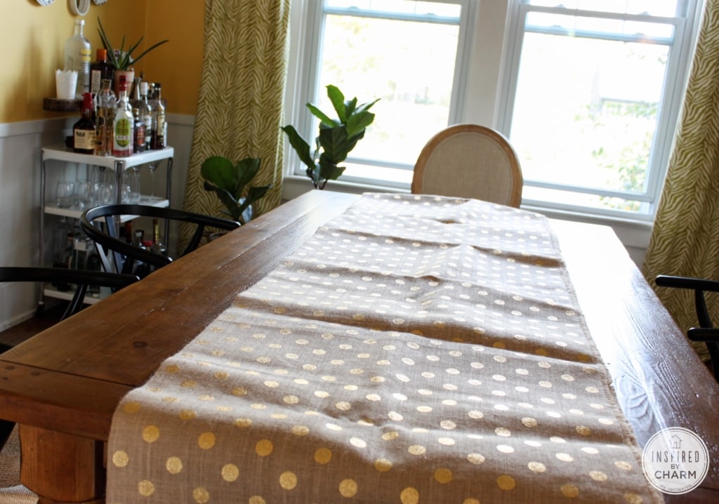 DIY No Sew Burlap Table Runner | Inspired by Charm #31daysofhome