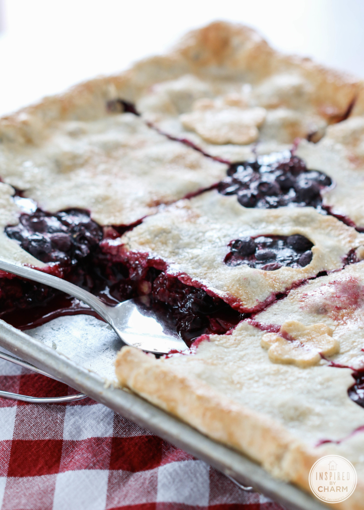 Mixed Berry Slab Pie | Inspired by Charm #ayearofpie