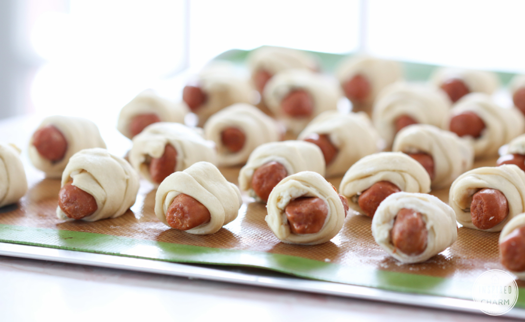 Buffalo and Blue Cheese Lit'l Smokies | Inspired by Charm