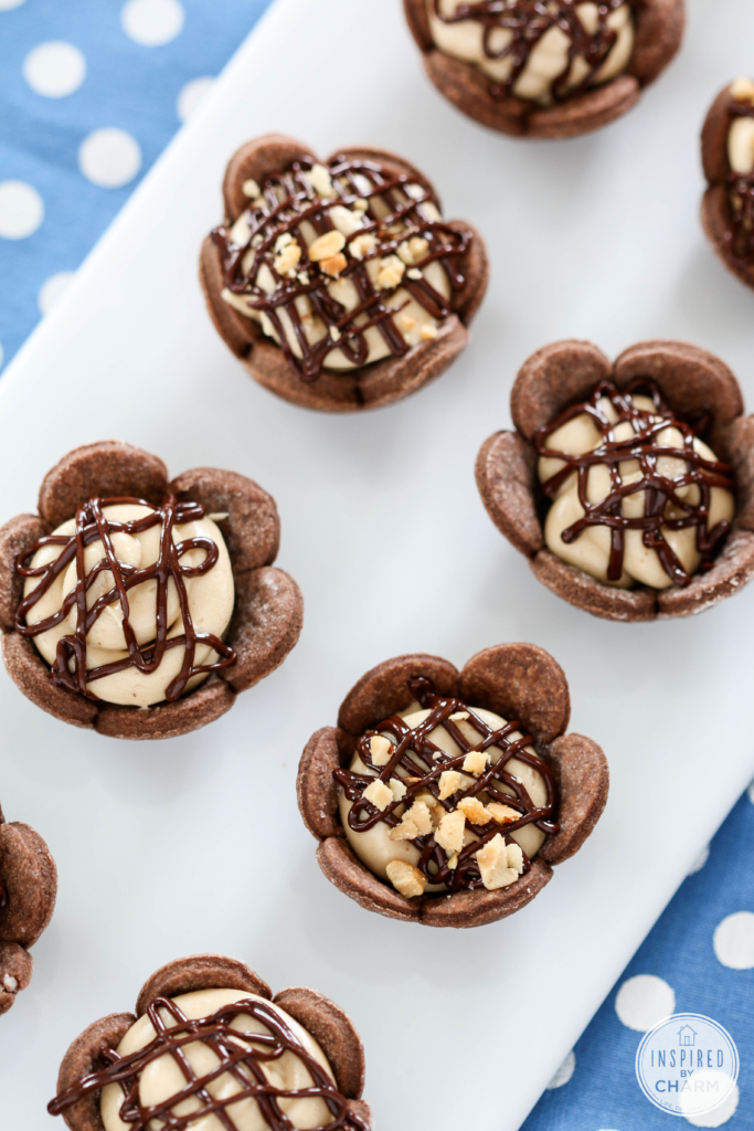  Bite-Sized Peanut Butter Pies with Chocolate Crust | Inspired by Charm #ayearofpie