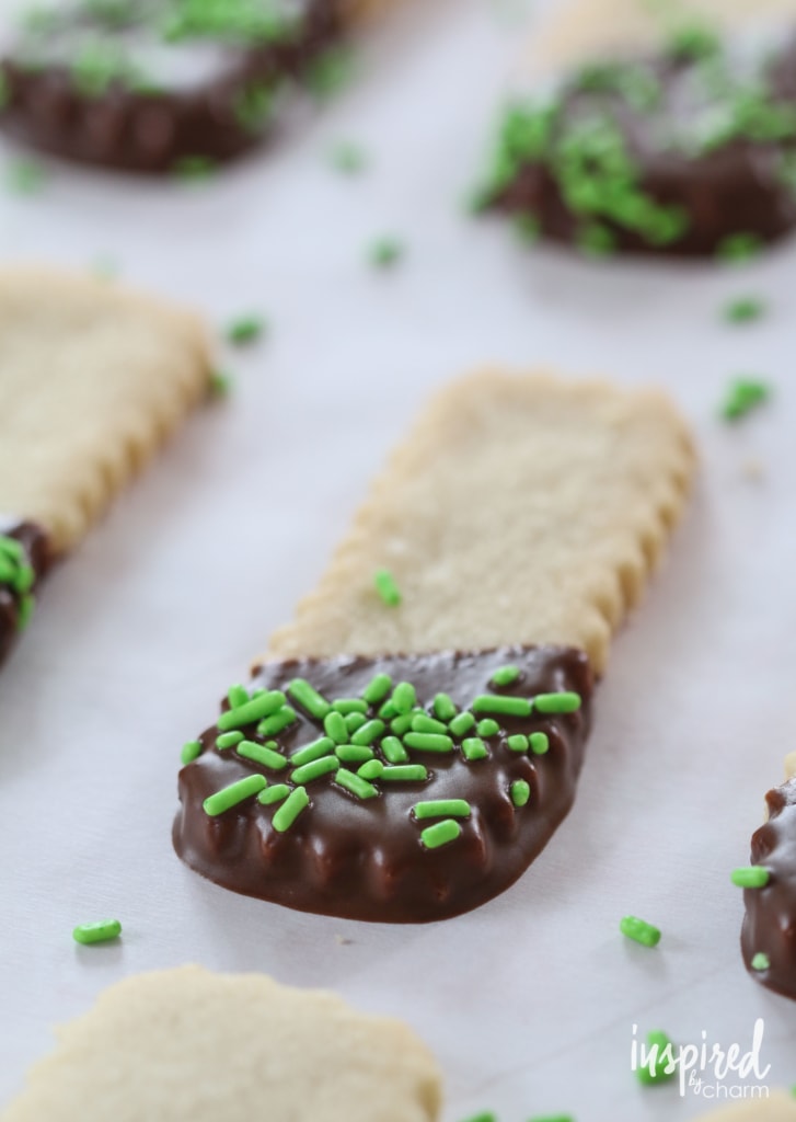 Mint Chocolate Shortbread Cookies | Inspired by Charm