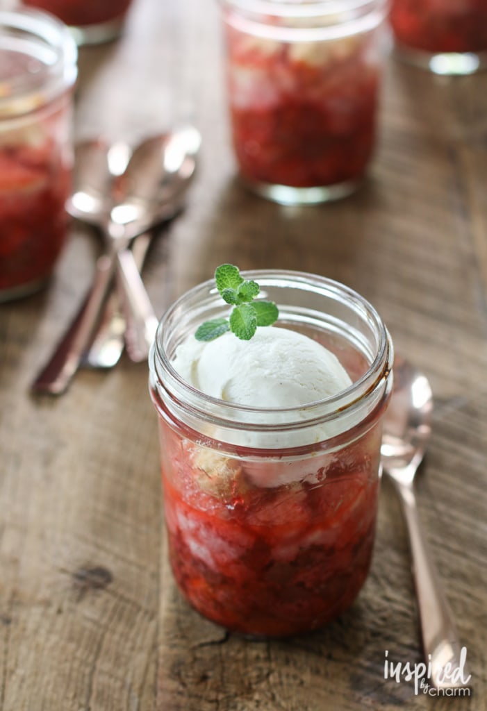 Strawberry Rhubarb Mason Jar Cobblers | #recipe #cobbler #strawberry #rhubarb #dessert #recipe