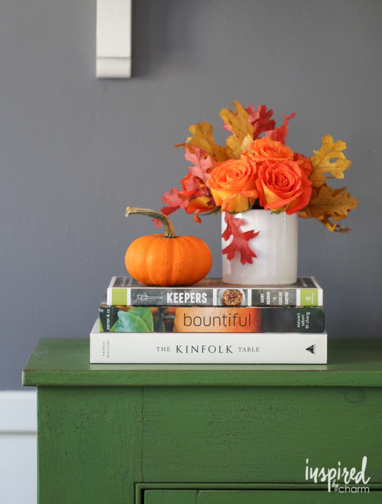 10 Quick and Easy Fall Decorating Ideas | inspiredbycharm.com