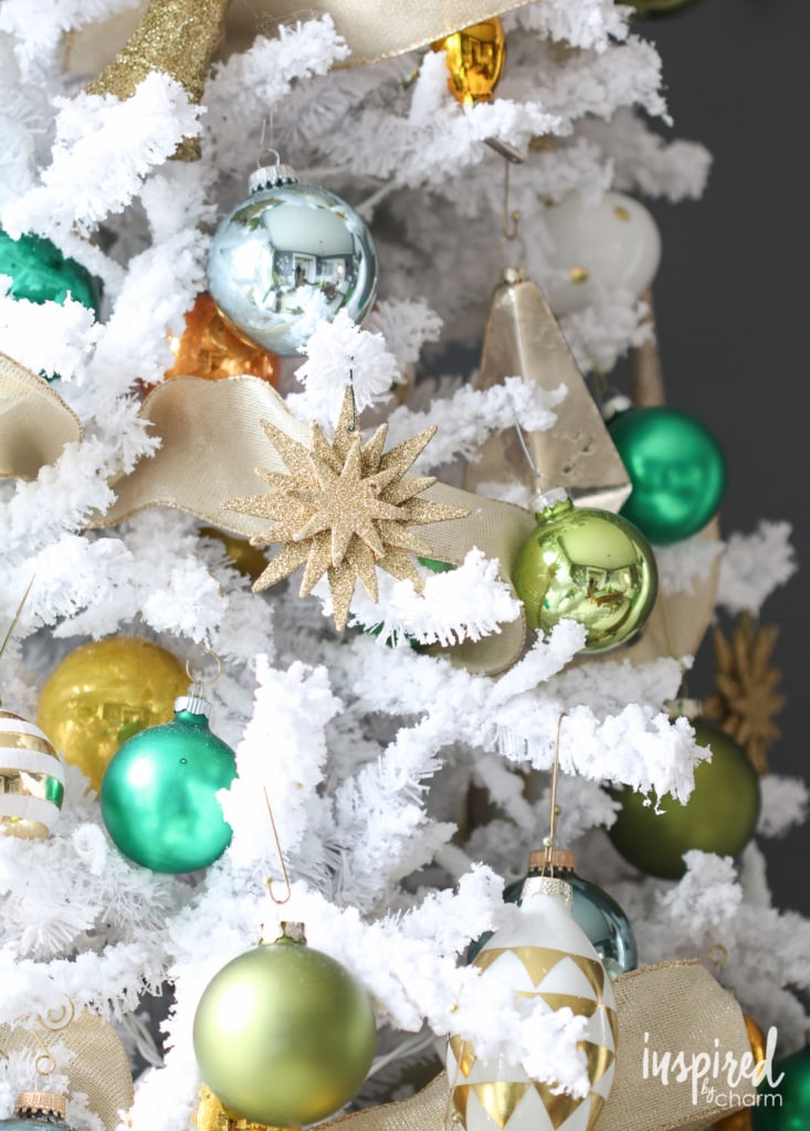 Gold and Green Tree | inspiredbycharm.com #IBCholiday