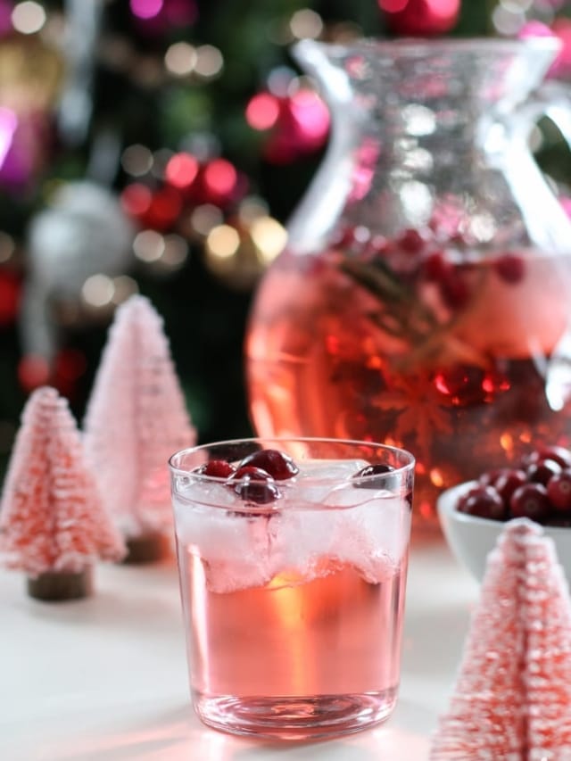 Delicious Jingle Juice Holiday Punch