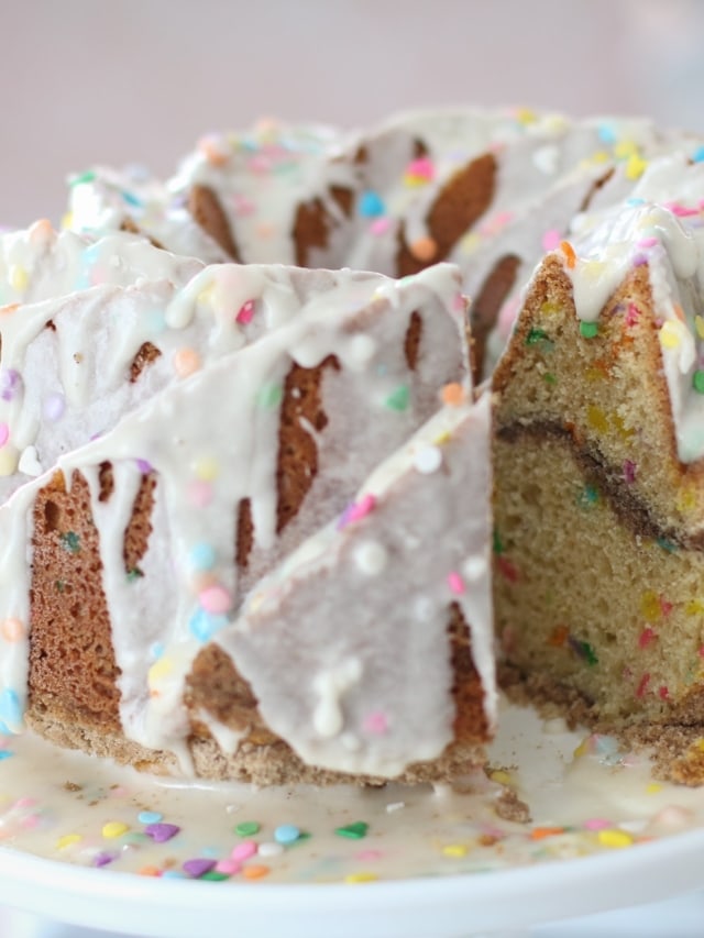 Colorful Funfetti Coffee Cake Recipe