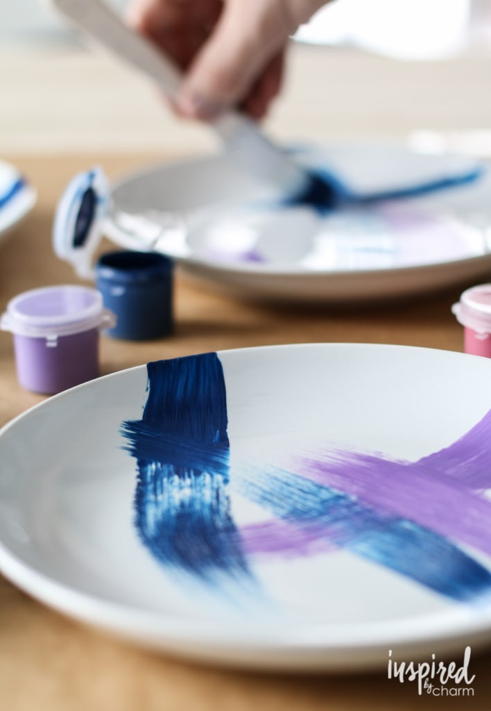Brushstroke Painted Plates | inspiredbycharm.com