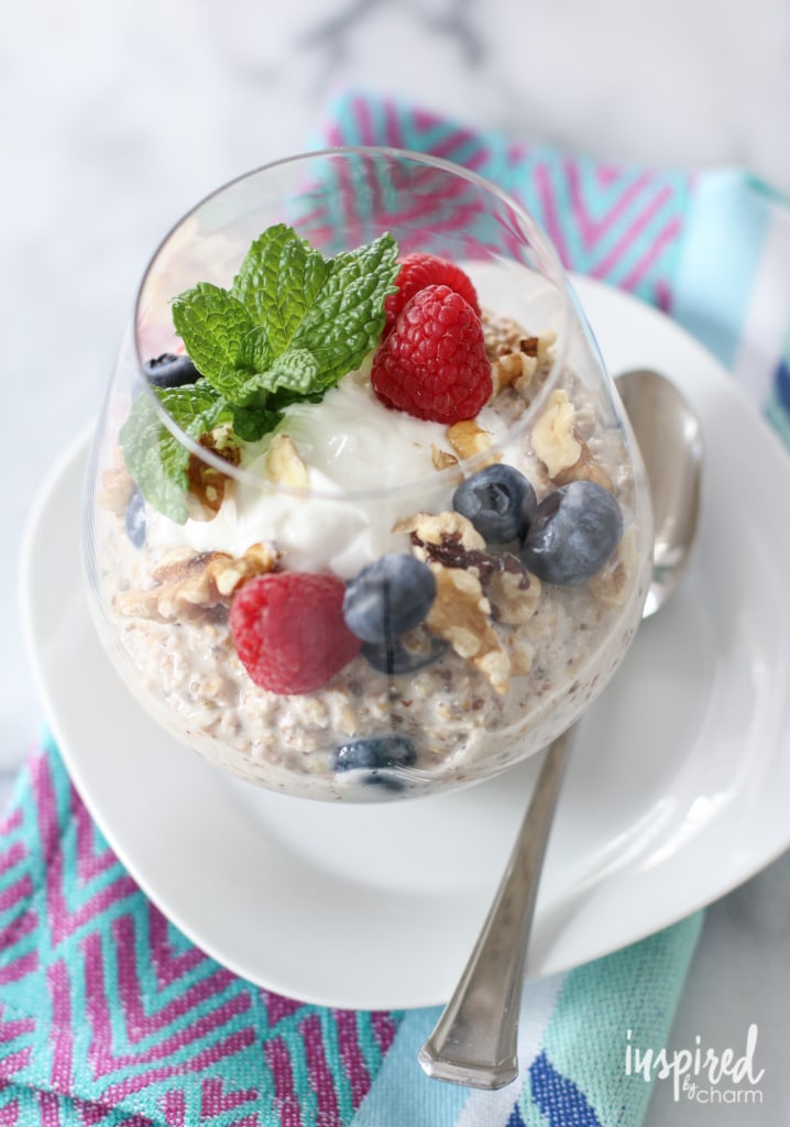 Overnight Oats for Two | inspiredbycharm.com