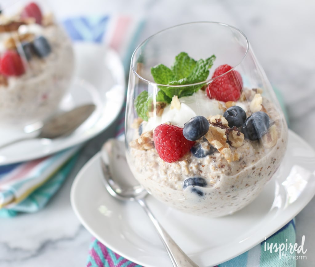 Overnight Oats for Two | inspiredbycharm.com