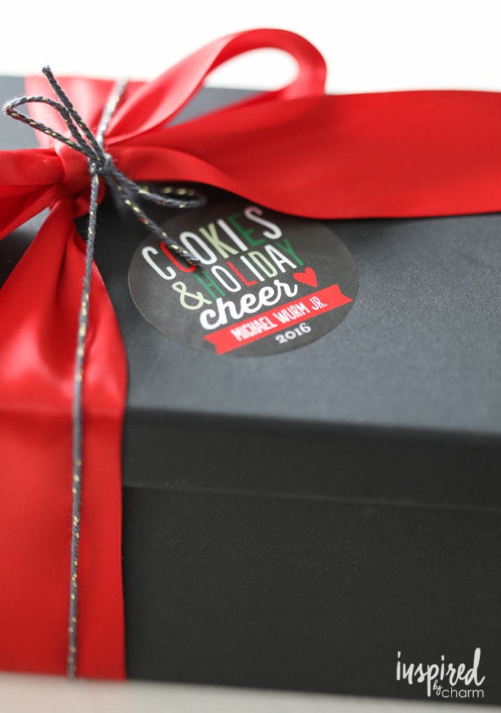 Personalized Holiday Gift Wrap Ideas | inspiredbycharm.com