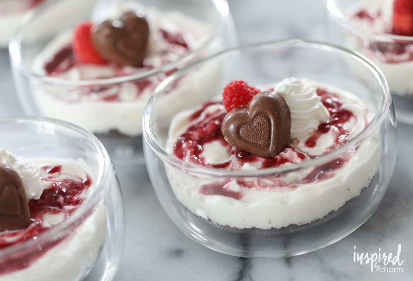 No-Bake Chocolate Raspberry Cheesecakes - easy dessert recipe