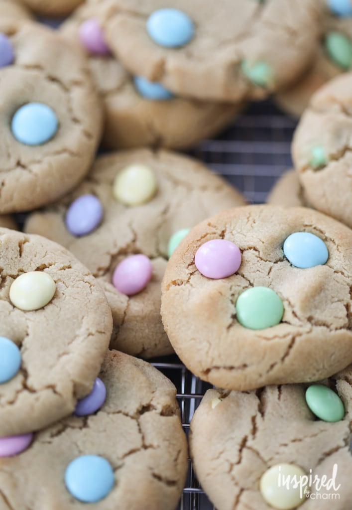 Spring peanut butter cookies with pastel m&ms - perfect easter recipe!