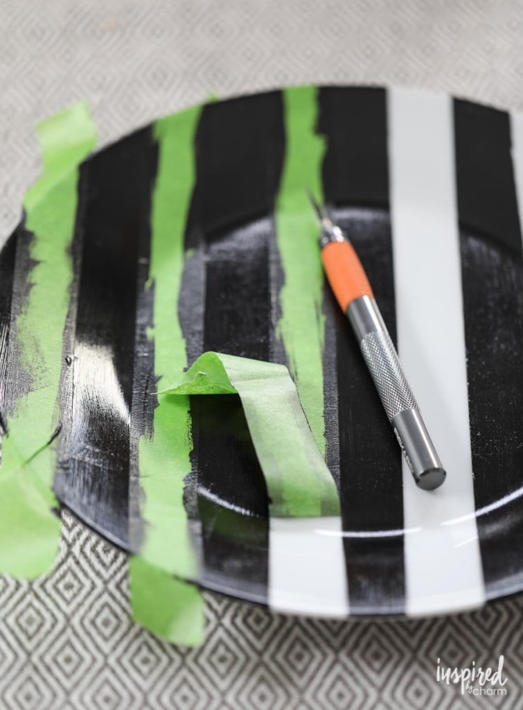 DIY Painted Party Dinner Plates - DIY Basketball Entertaining Ideas | Inspired by Charm