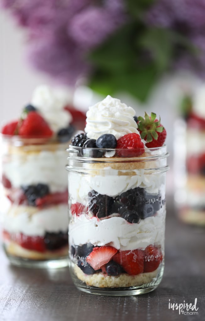 Mixed Berry Shortcakes with Homemade Whipped Cream | #dessert #jar #shortcake #mixedberry #recipe