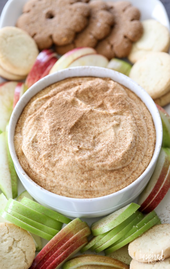 Pumpkin Spice Cheesecake Dip - a delicious pumpkin spice fruit and apple dip perfect for a fall dessert. 