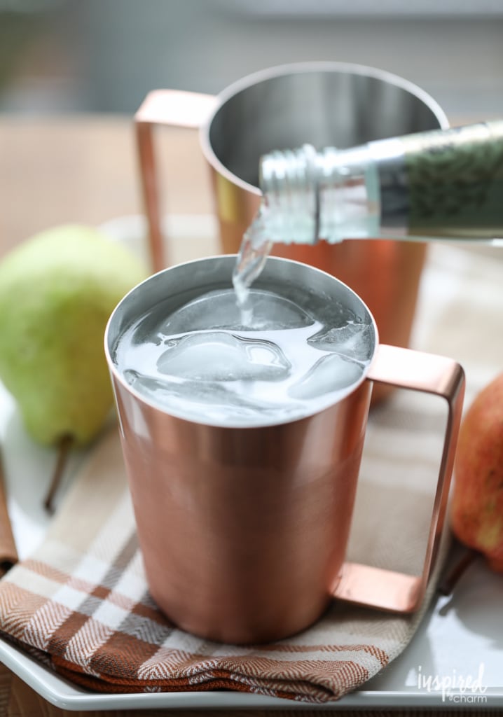 This Spiced Pear Moscow Mule is the perfect cocktail recipe to celebrate the fall season.