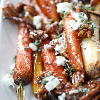 Roasted Carrots with Candied Pecans and Goat Cheese - fall Thanksgiving side dish recipes
