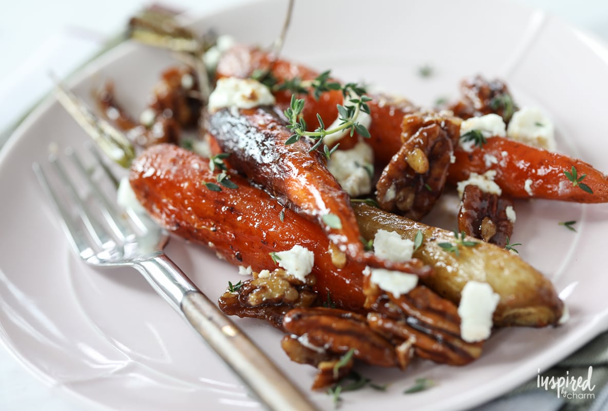 Roasted Carrots with Candied Pecans and Goat Cheese - fall Thanksgiving side dish recipes