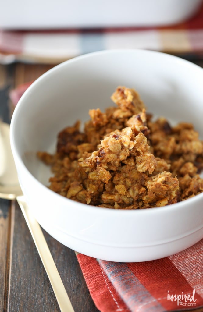 This Baked Pumpkin Spice Oatmeal recipe is the perfect breakfast idea for Fall. 