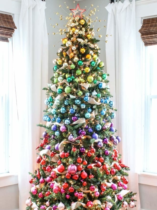 cropped-Gradient-Rainbow-Christmas-Tree.jpg