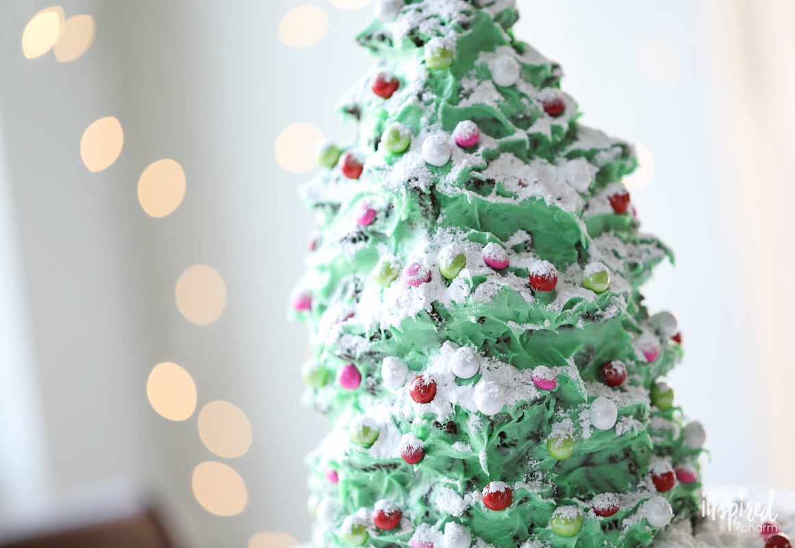 Christmas Tree Gingerbread Cake
