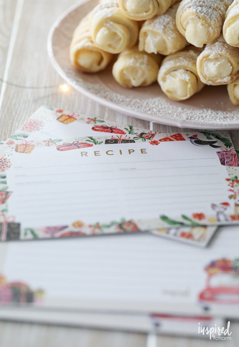 Download these printable Christmas recipe cards.
