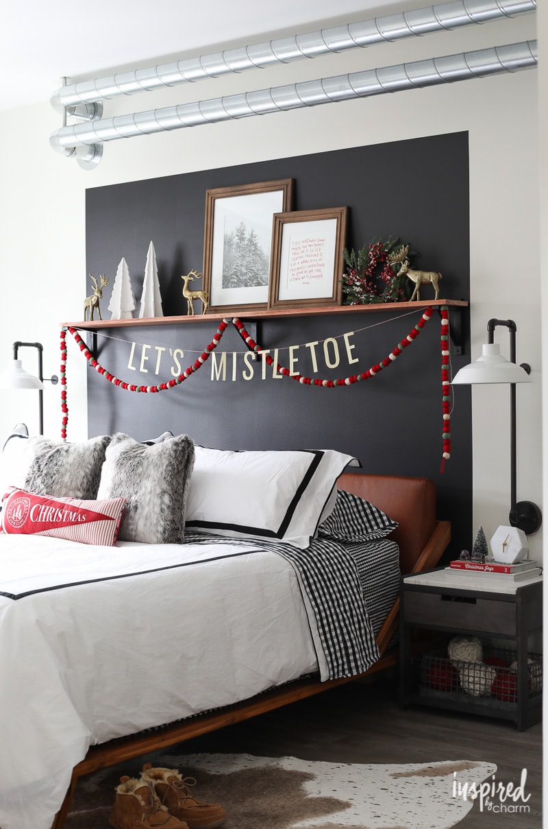 Modern Christmas Decor for a Bedroom 