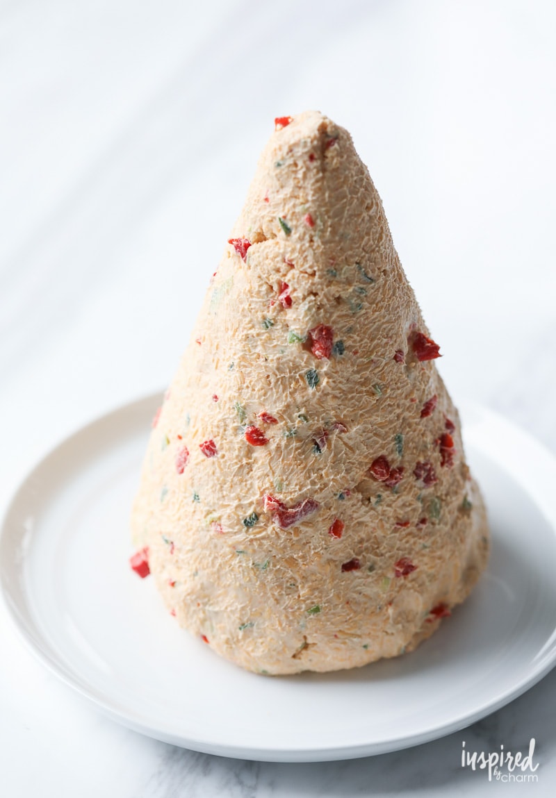 How to make a Christmas Tree Cheese Ball appetizer
