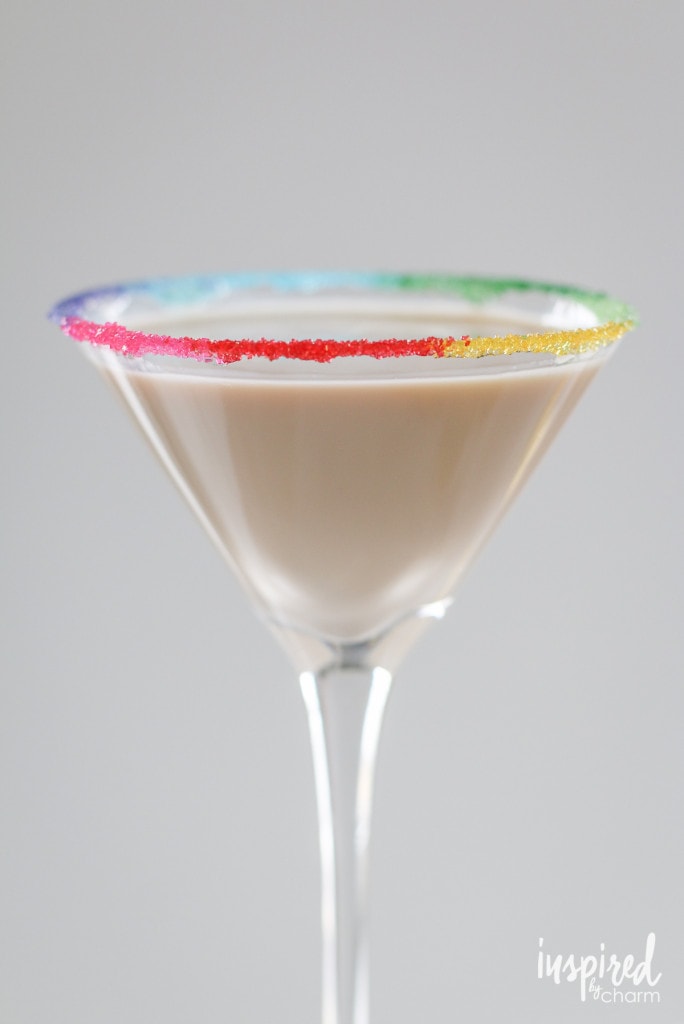Leprechaun's Kiss Martini - St. Patrick's Day Party Ideas and Recipes