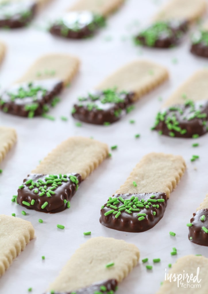 Mint Chocolate Shortbread Cookies - St. Patrick's Day Party Ideas and Recipes
