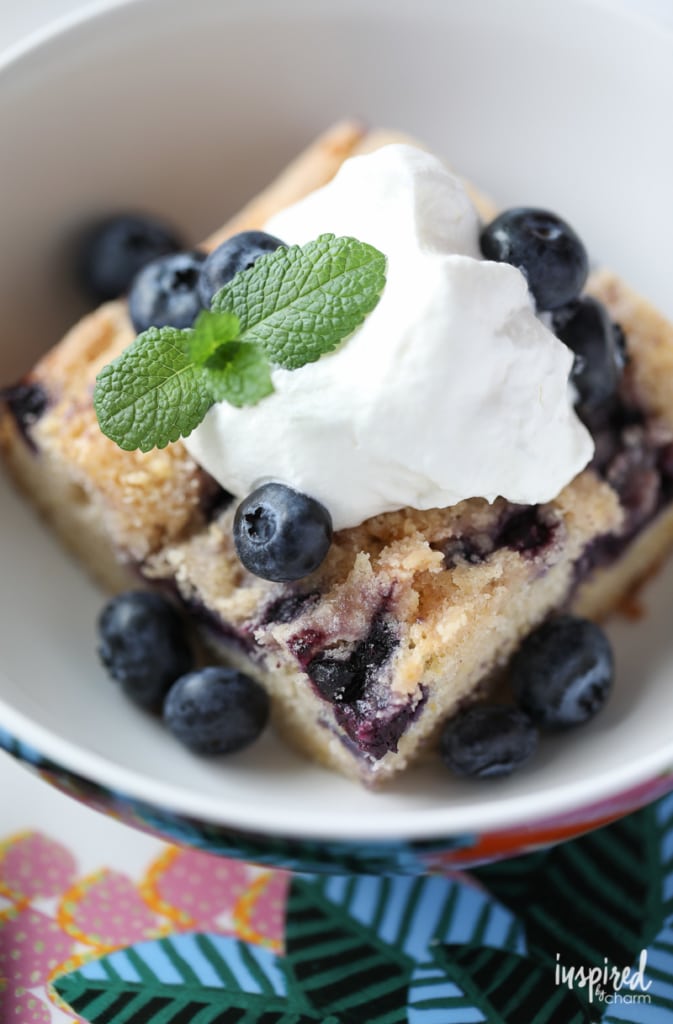 I love this Blueberry Boy Bait for an easy #summer #dessert or #tasty #brunch sweet! #blueberry #boybait