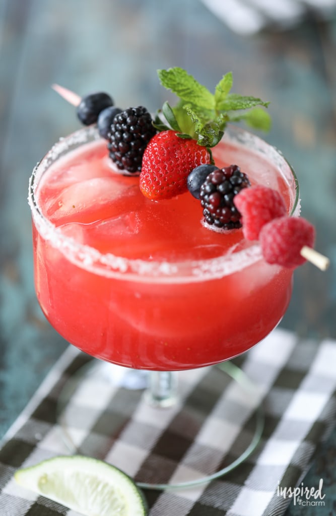 These Raspberry Strawberry Margaritas are a delicious summer cocktail recipes! #strawberry #margarita #cocktail #recipe #tequila #raspberry #summer