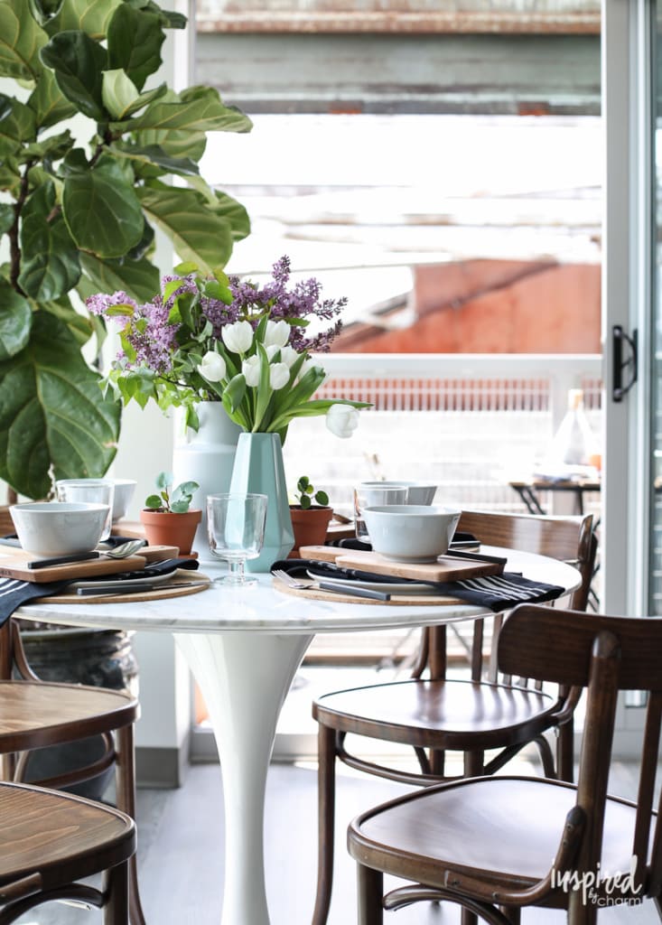 Nature-Inspired Table Setting, plus Decor Ideas for Indoor/Outdoor Living #table #setting #summer #spring #decor 