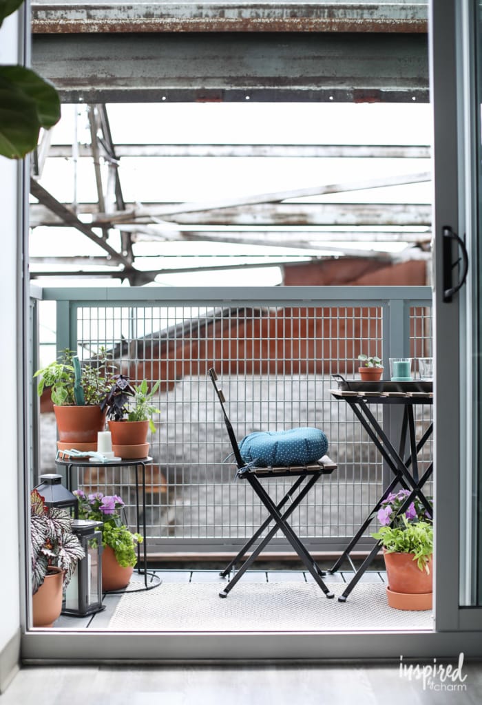 Outdoor Patio Decorating - Decor Ideas for Indoor/Outdoor Living