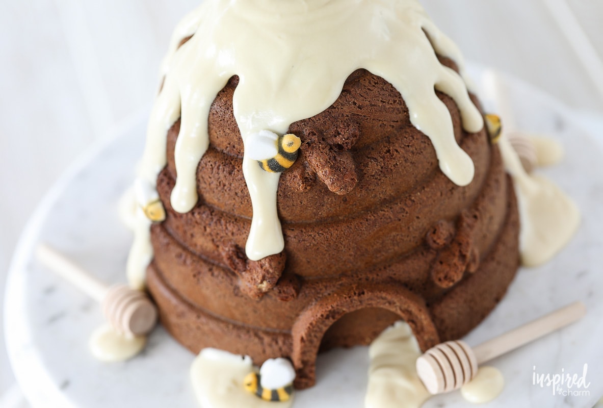 This Beehive Honey Bundt Cake is as delicious as it is beautiful! #dessert #recipe #honey #bundt #cake #beehive
