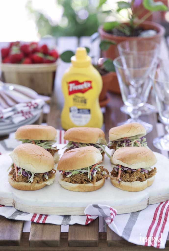 These Pulled Pork Sliders with Sweet Mustard Marinade are a delicious summer meal. #sliders #pulled #pork #mustard