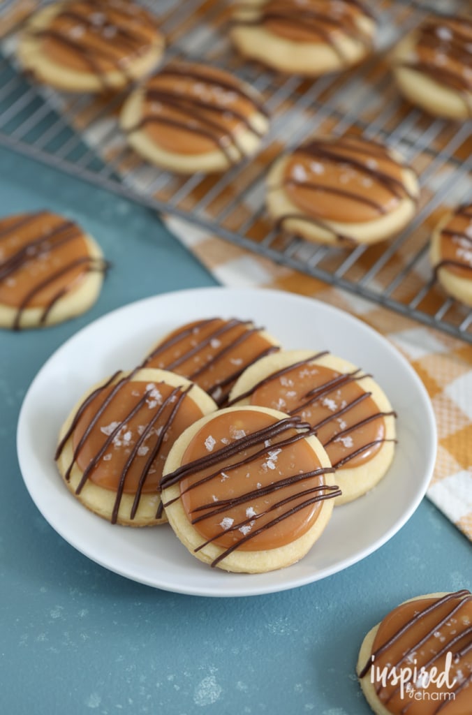These Salted Caramel Shortbread Cookies are a delicious fall treat. #cookie #saltedcaramel #shortbread #fallcookieweek #fallbaking #dessert #recipe