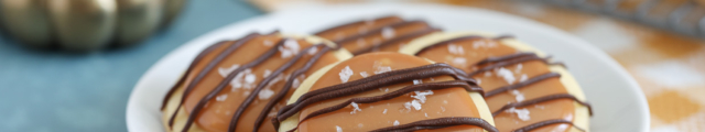 These Salted Caramel Shortbread Cookies are a delicious fall treat. #cookie #saltedcaramel #shortbread #fallcookieweek #fallbaking #dessert #recipe