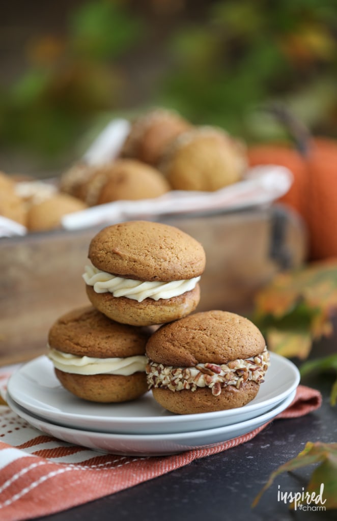 I love these Pumpkin Whoopie Pies with Salted Caramel Cream Cheese Frosting for a delicious fall dessert recipe. #pumpkin #pumpkinspice #fall #baking #dessert #whoopiepie 