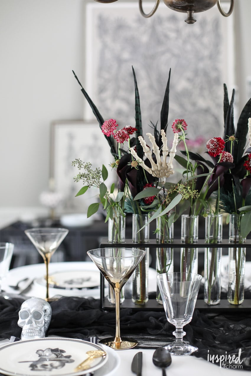 The Ultimate Spooky Chic Halloween Table Decorations Ideas