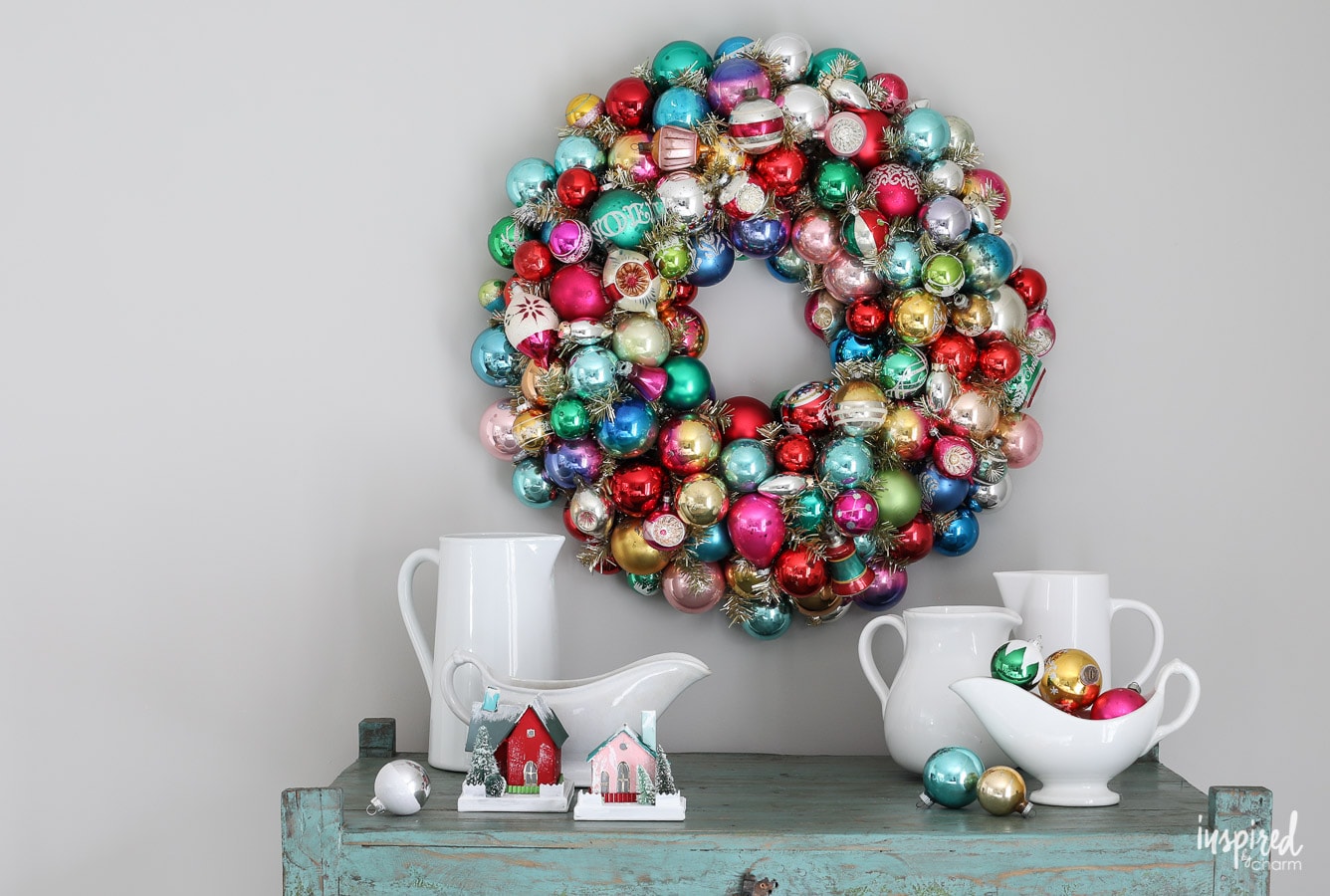 Learn how to make this DIY Vintage Christmas Ornament Wreath #christmas #ornament #wreath #shinybrite #vintage #christmaswreath #DIY #holiday
