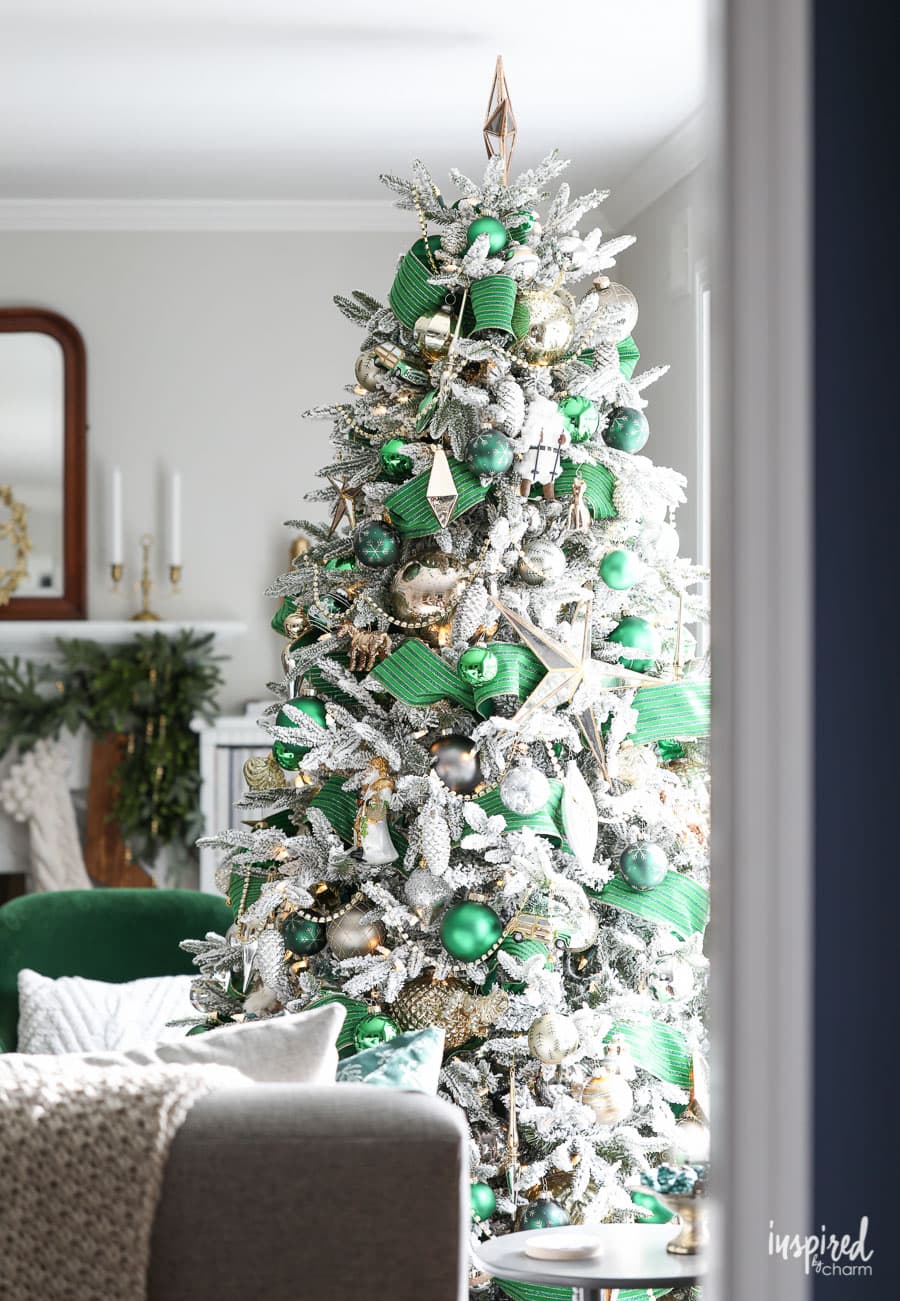A Christmas Tree Fit for the Emerald City - Christmas Tree Decorations