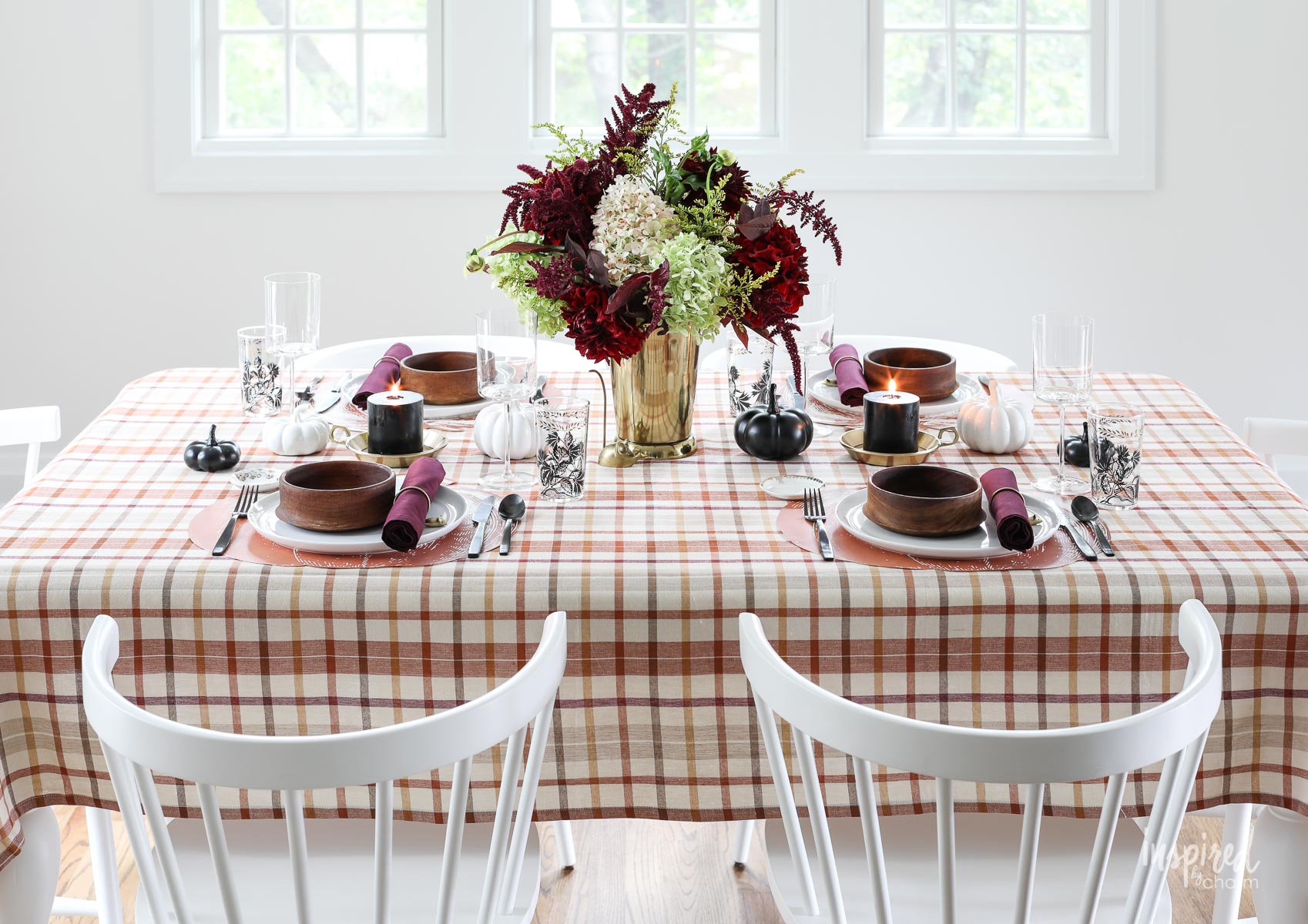Colorful Fall Table Decorations, Round Table Settings Ideas
