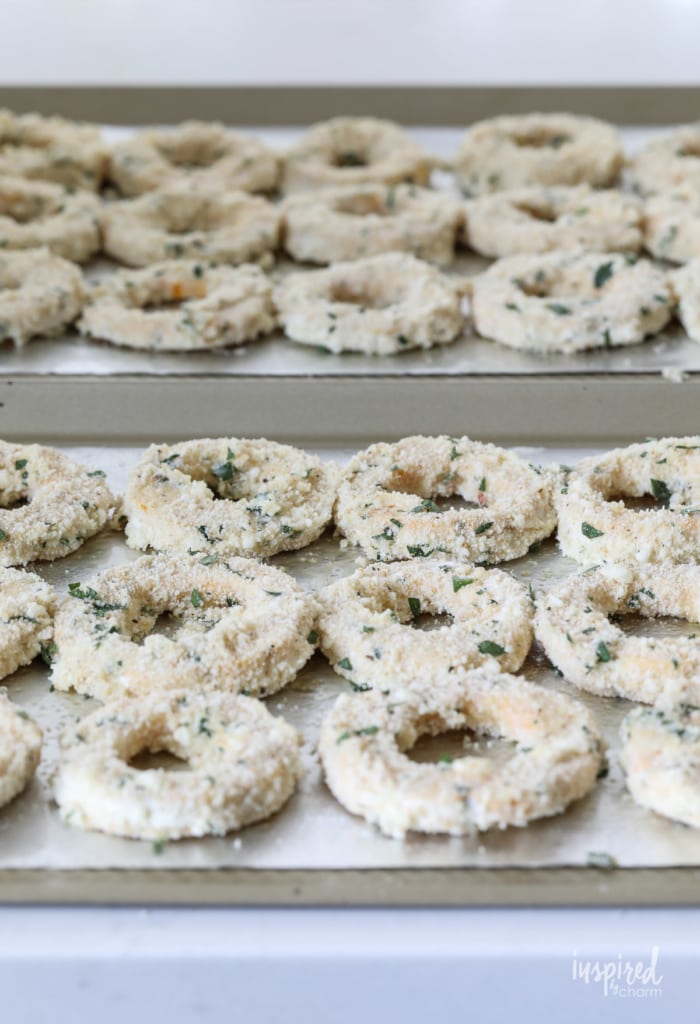 These Baked Delicata Rings with Creamy Herb Dip are delicious and unique fall appetizer recipe. #crispy #baked #delicata #rings #fall #appetizer #recipe