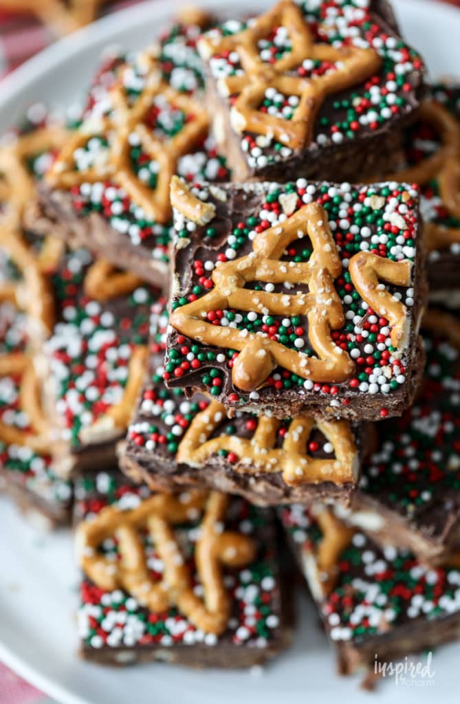 How to Make Chocolate Peanut Butter Pretzel Bars #chocolate #peanutbutter #pretzel #bars #recipe #holiday #holiday #christmas