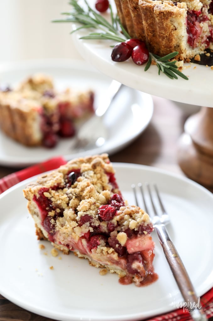 This Apple Cranberry Tart make a delicious and beautiful holiday dessert. #cranberry #apple #tart #dessert #recipe #thanksgiving #christmas #holiday 
