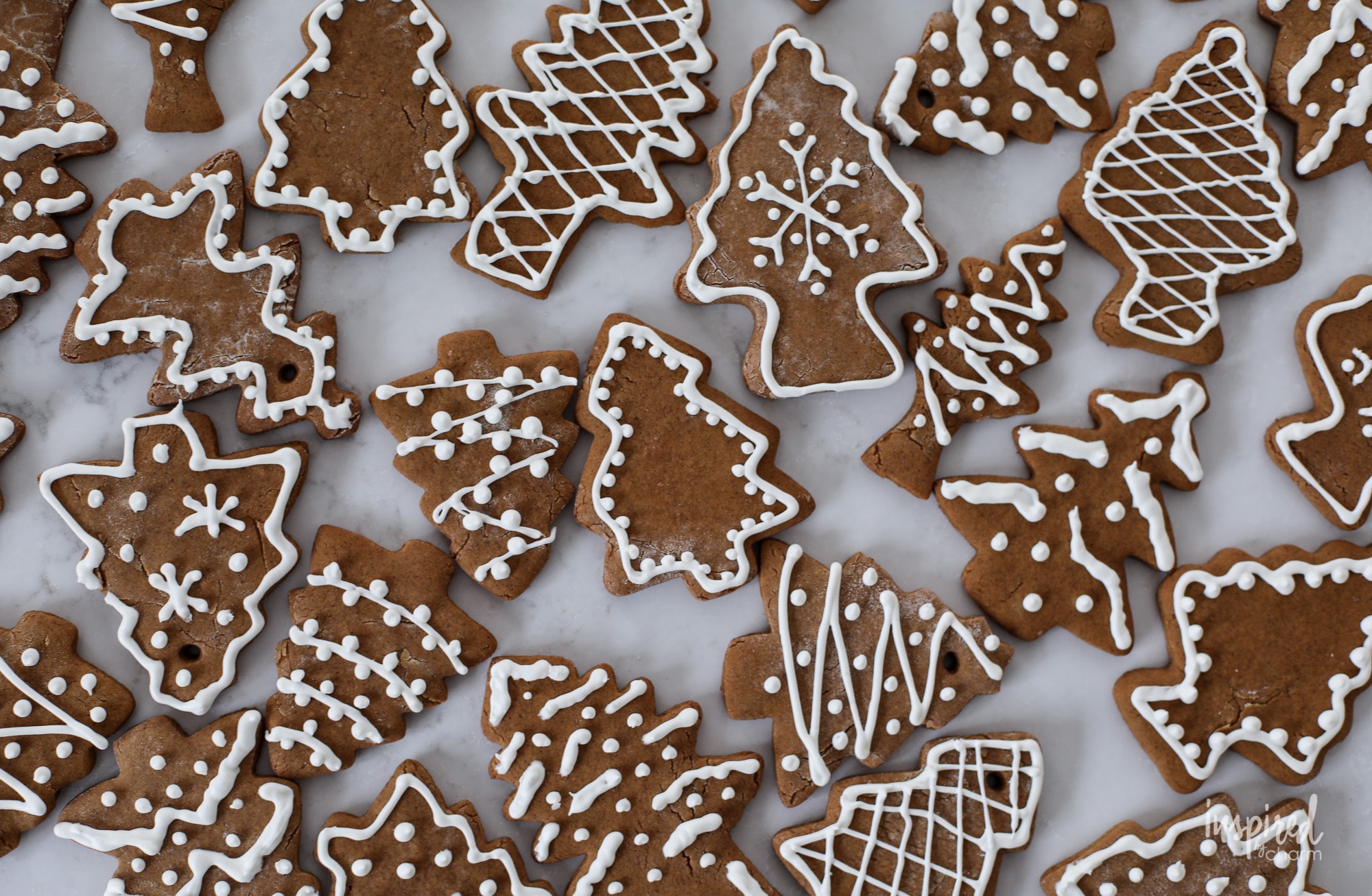 Delicious and festive Gingerbread Cookies! #christmas #cookies #gingerbread