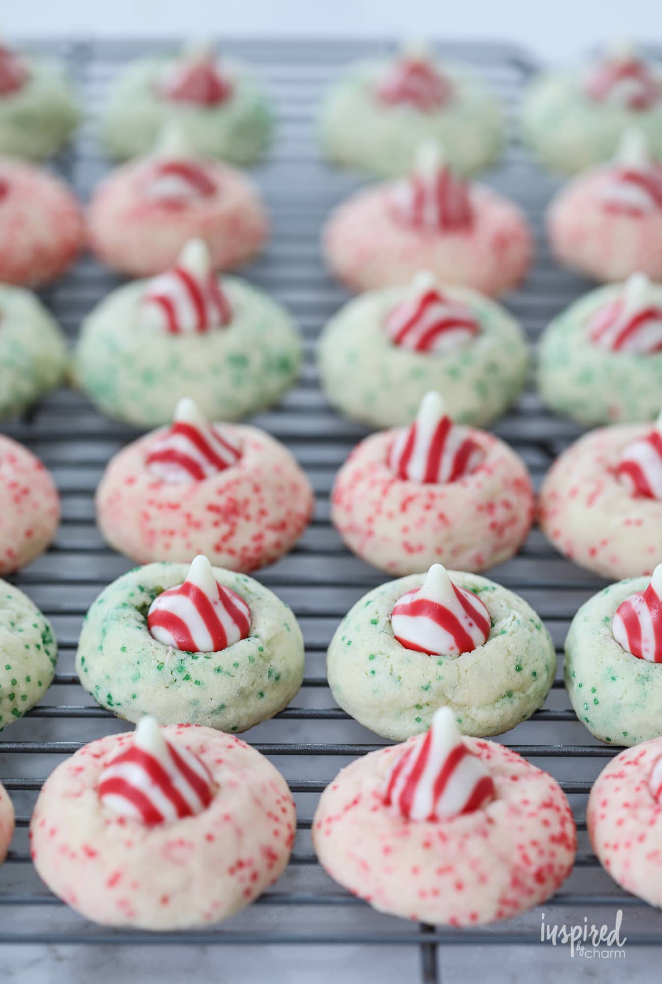 Peppermint Kiss Christmas Cookies #peppermint #blossom #peppermintkiss #christmas #holiday #cookie #recipe