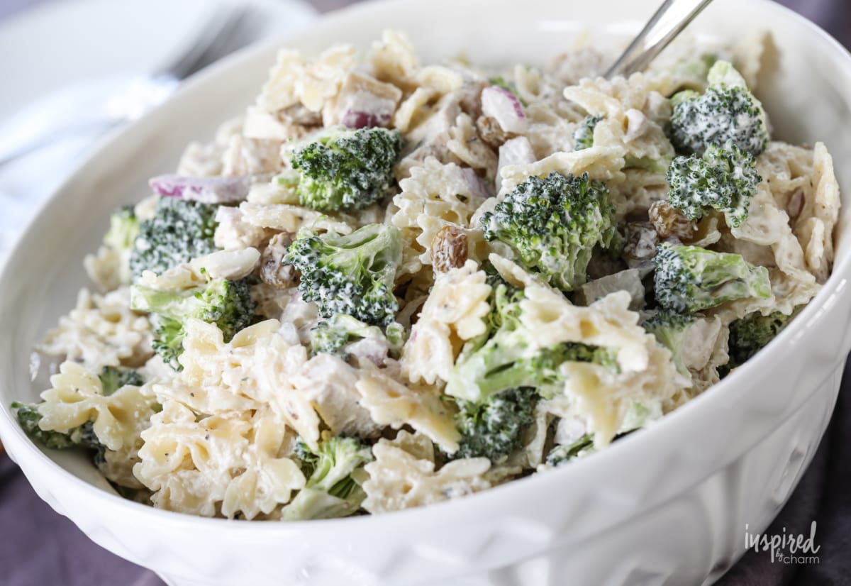 This Broccoli and Chicken Pasta Salad is a unique and delicious pasta salad recipe. #broccoli #chicken #pastasalad #pasta #sidedish #salad #side #recipe